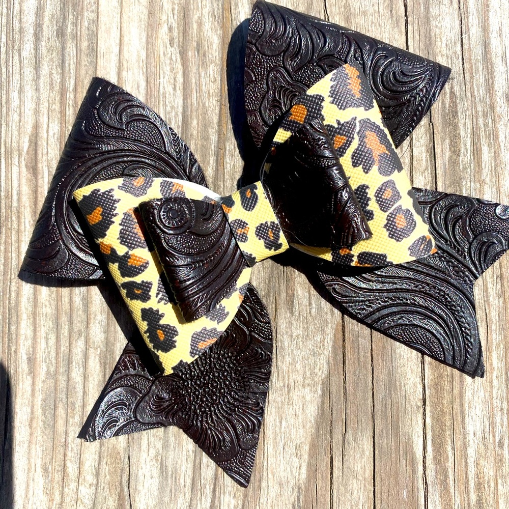 Hair bows